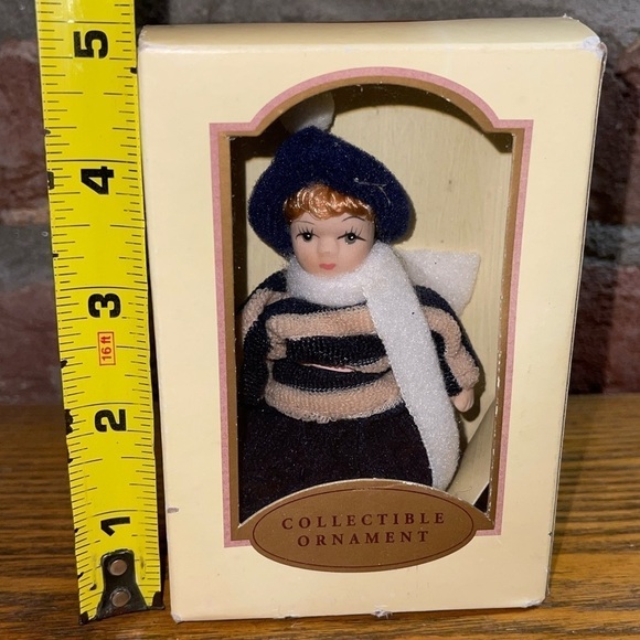 Vintage Victorian Christmas Ornament Bisque Velvet Dresses Girls - Picture 3 of 5